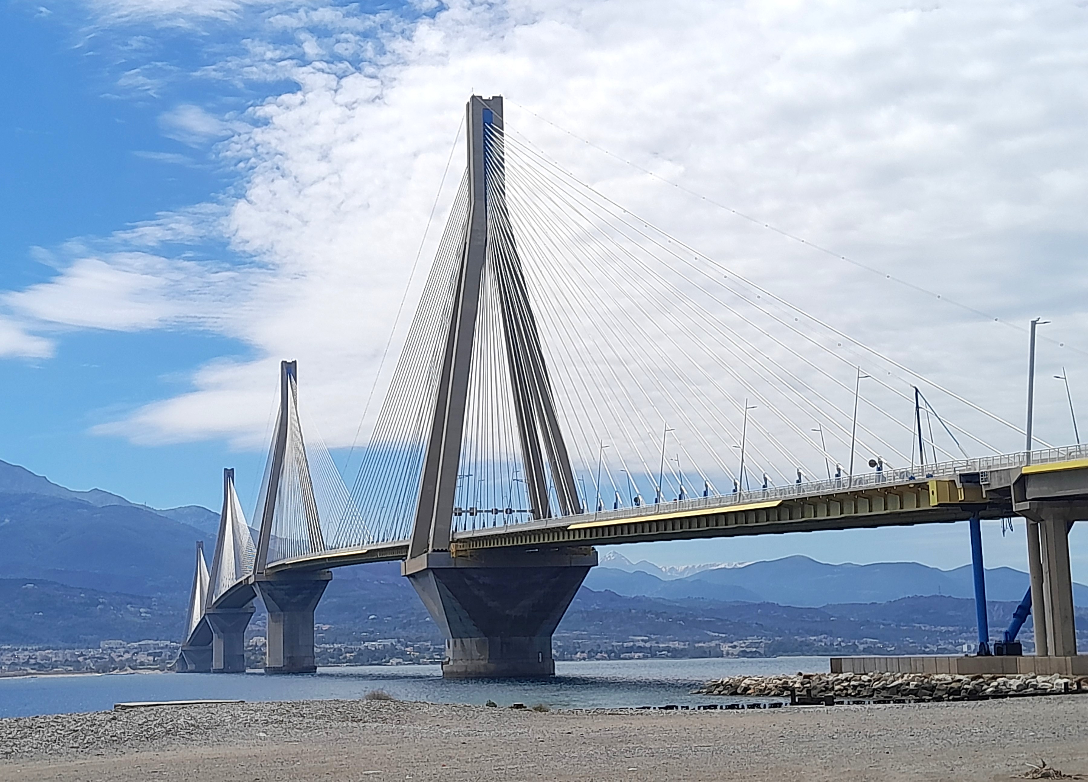 Ria Brücke über den Golf von Korinth